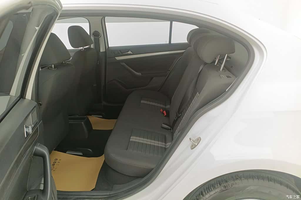 Volkswagen Lavida, 2023 11