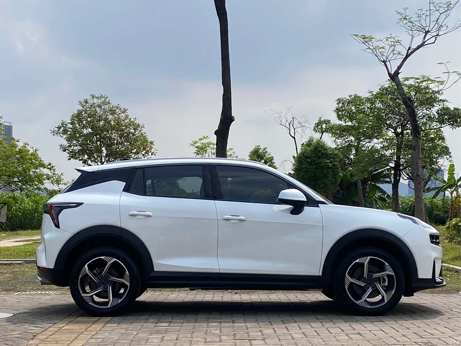 Lynk & Co 02, 2024 23