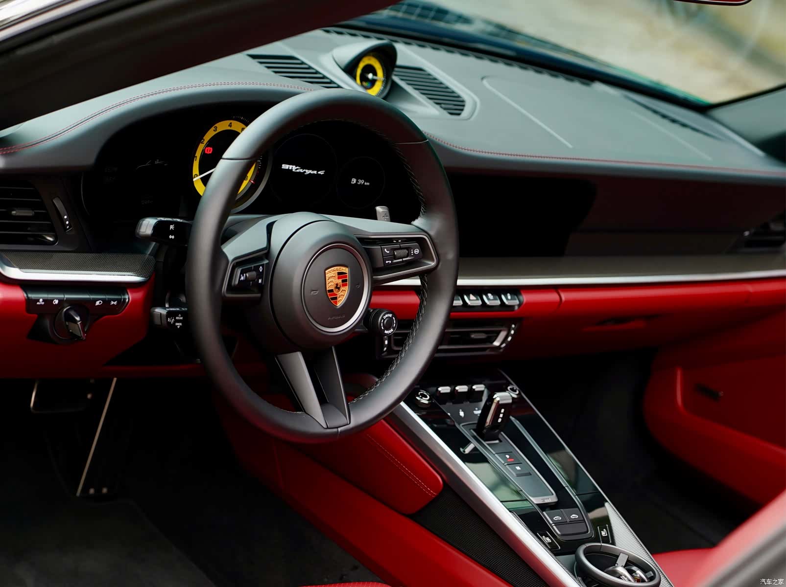 Porsche 911, 2023 11