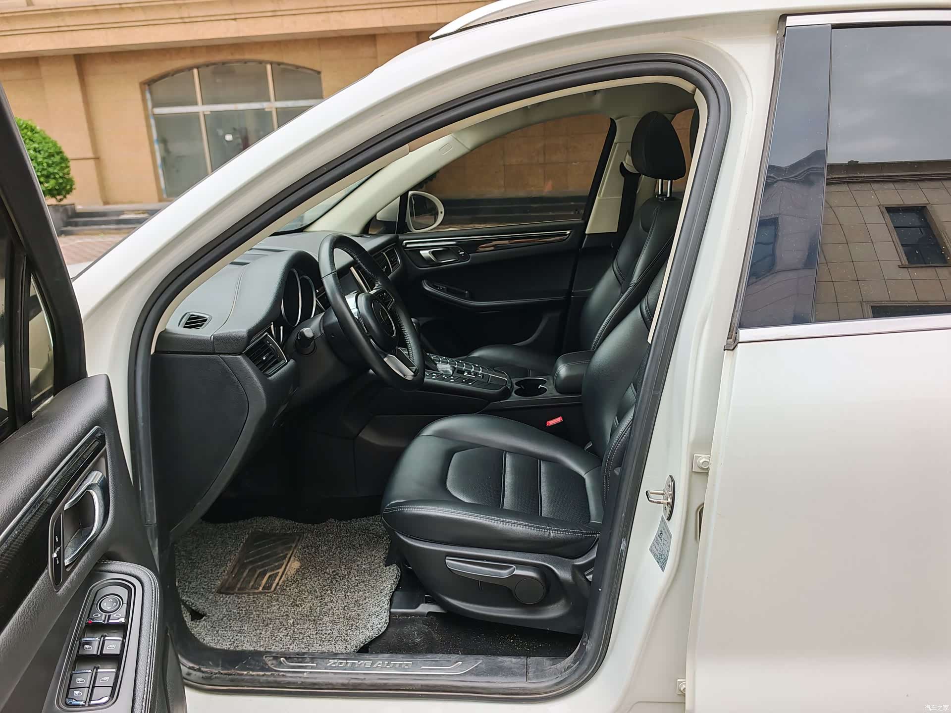 Zotye SR9, 2018 8
