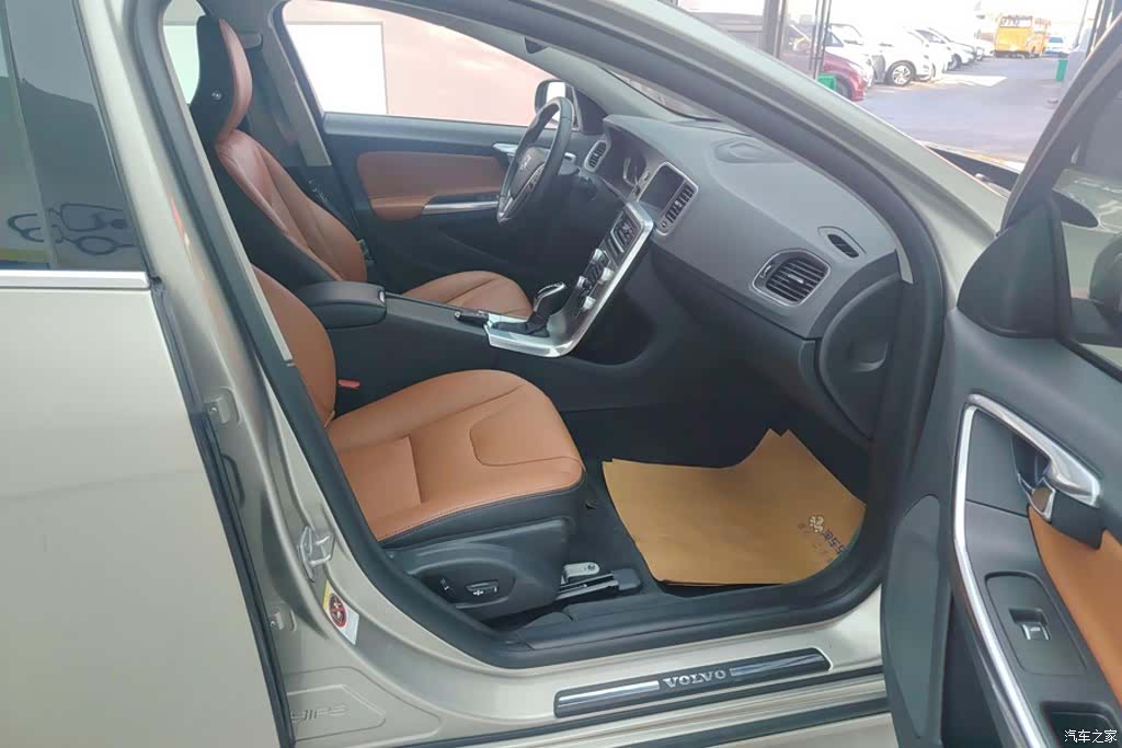 Volvo S60, 2016 8