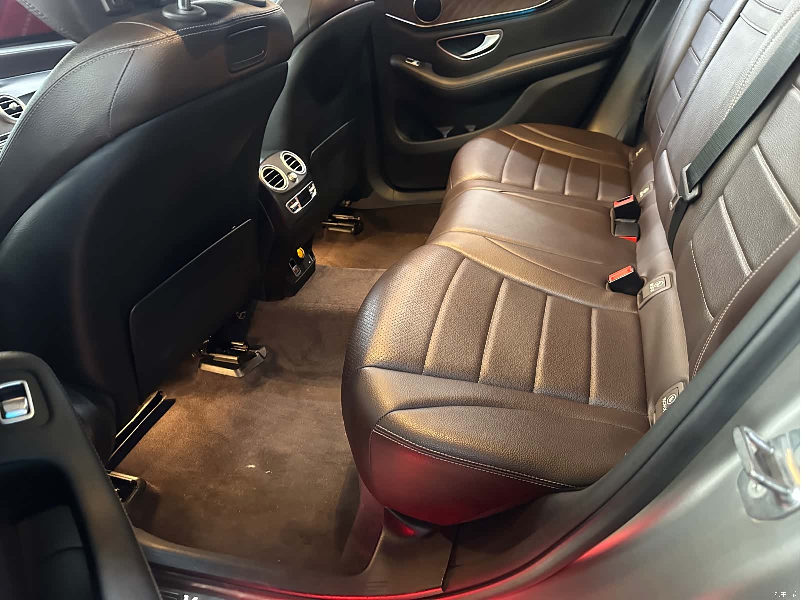 Mercedes-Benz GLC, 2019 15