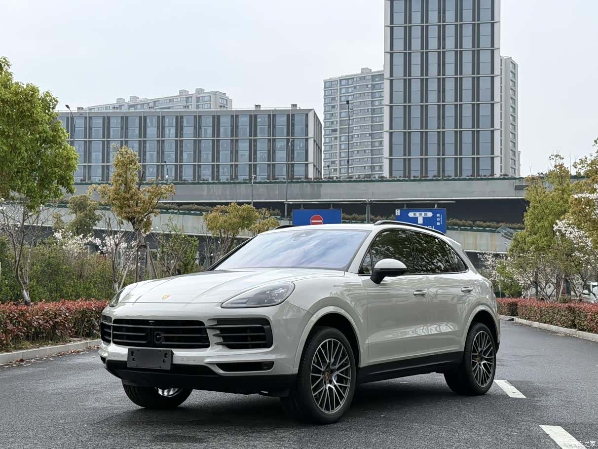 Porsche Cayenne, 2023 1
