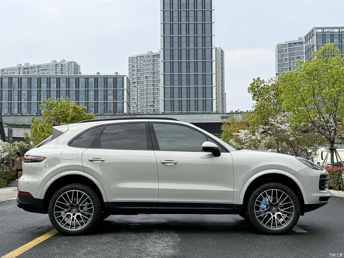 Porsche Cayenne, 2023 4