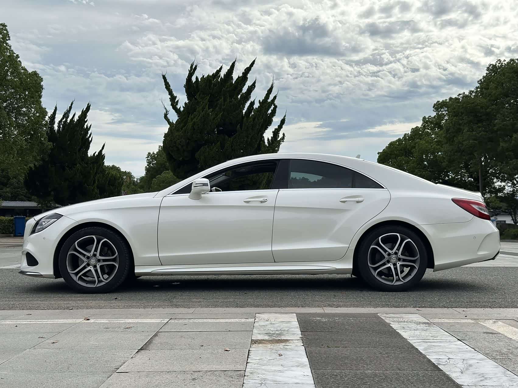 Mercedes-Benz CLS, 2015 10