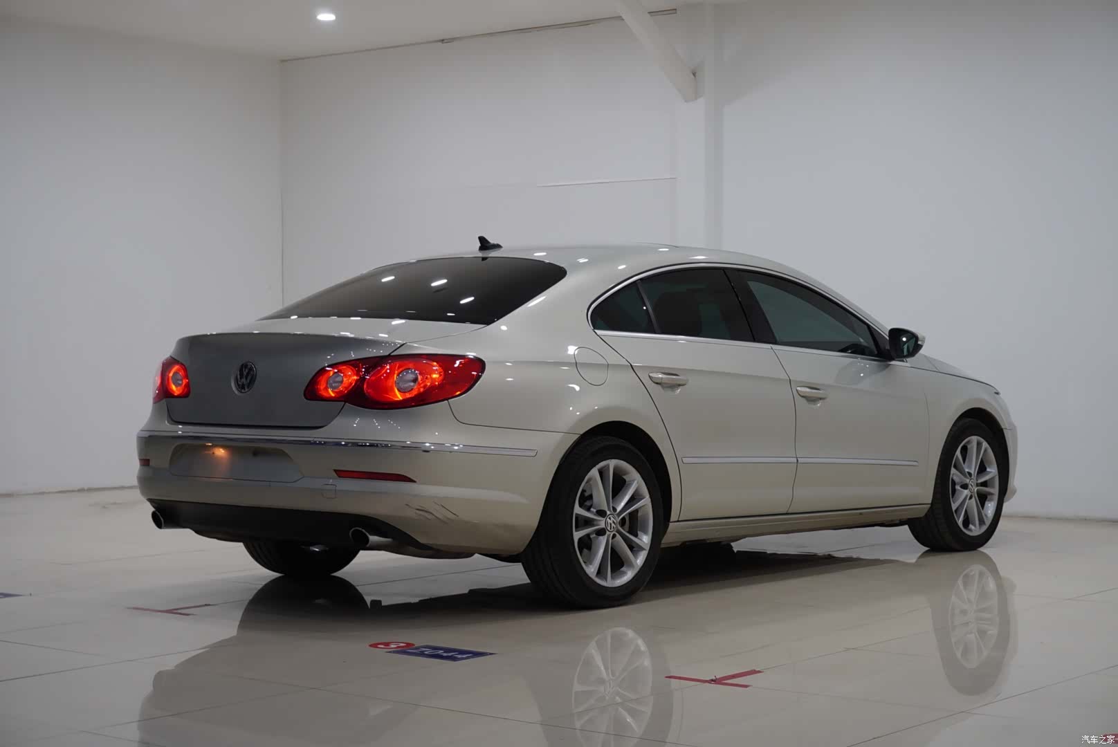 Volkswagen CC, 2011 4