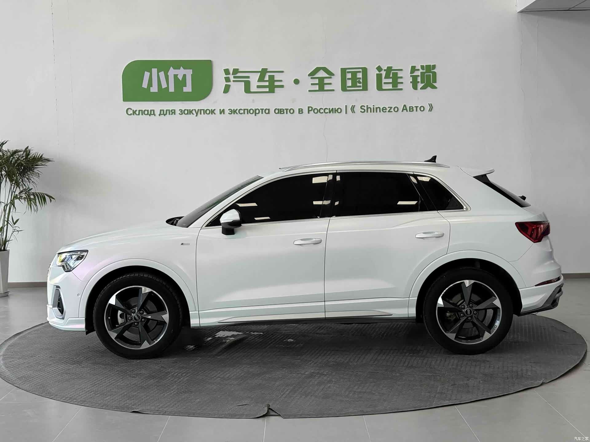 Audi Q3, 2023 6