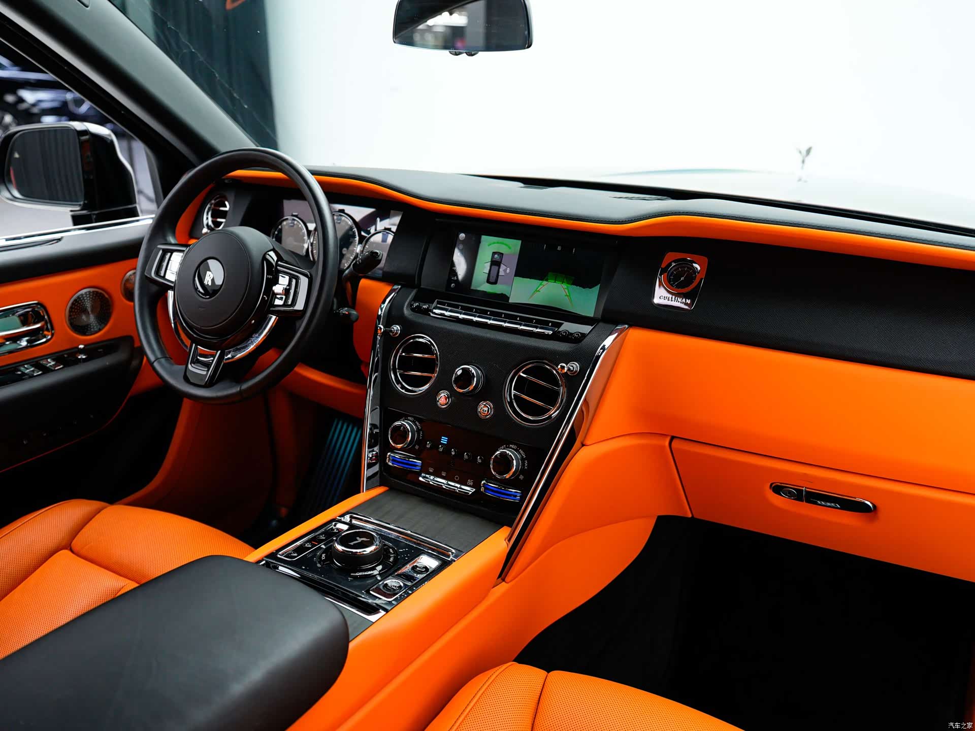 Rolls-Royce Cullinan, 2022 все фото