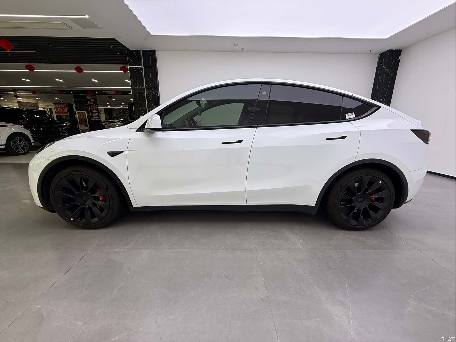 Tesla Model Y, 2022 6