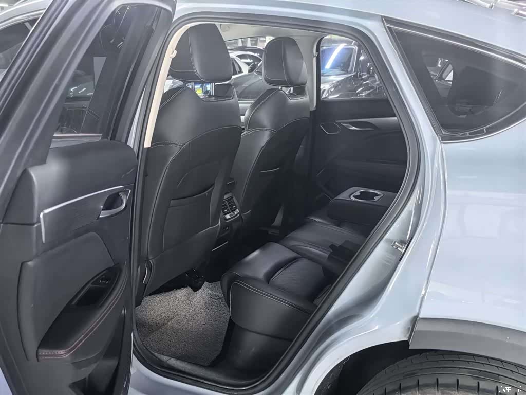 Geely Xingyue, 2022 8