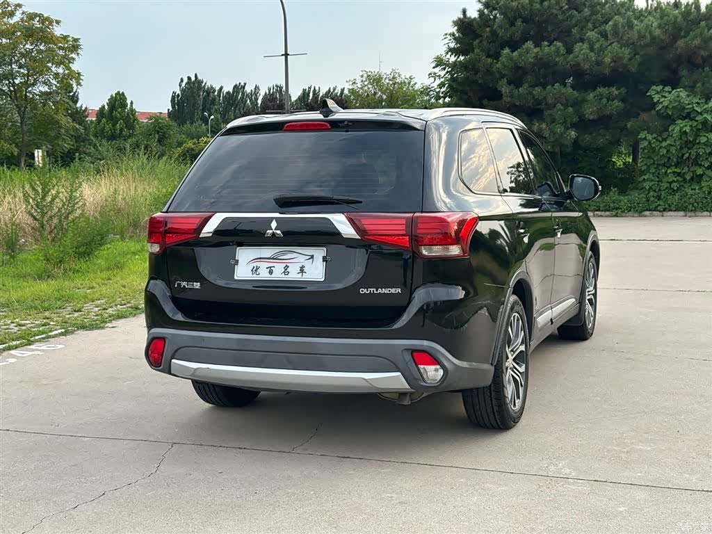 Mitsubishi Outlander, 2018 6