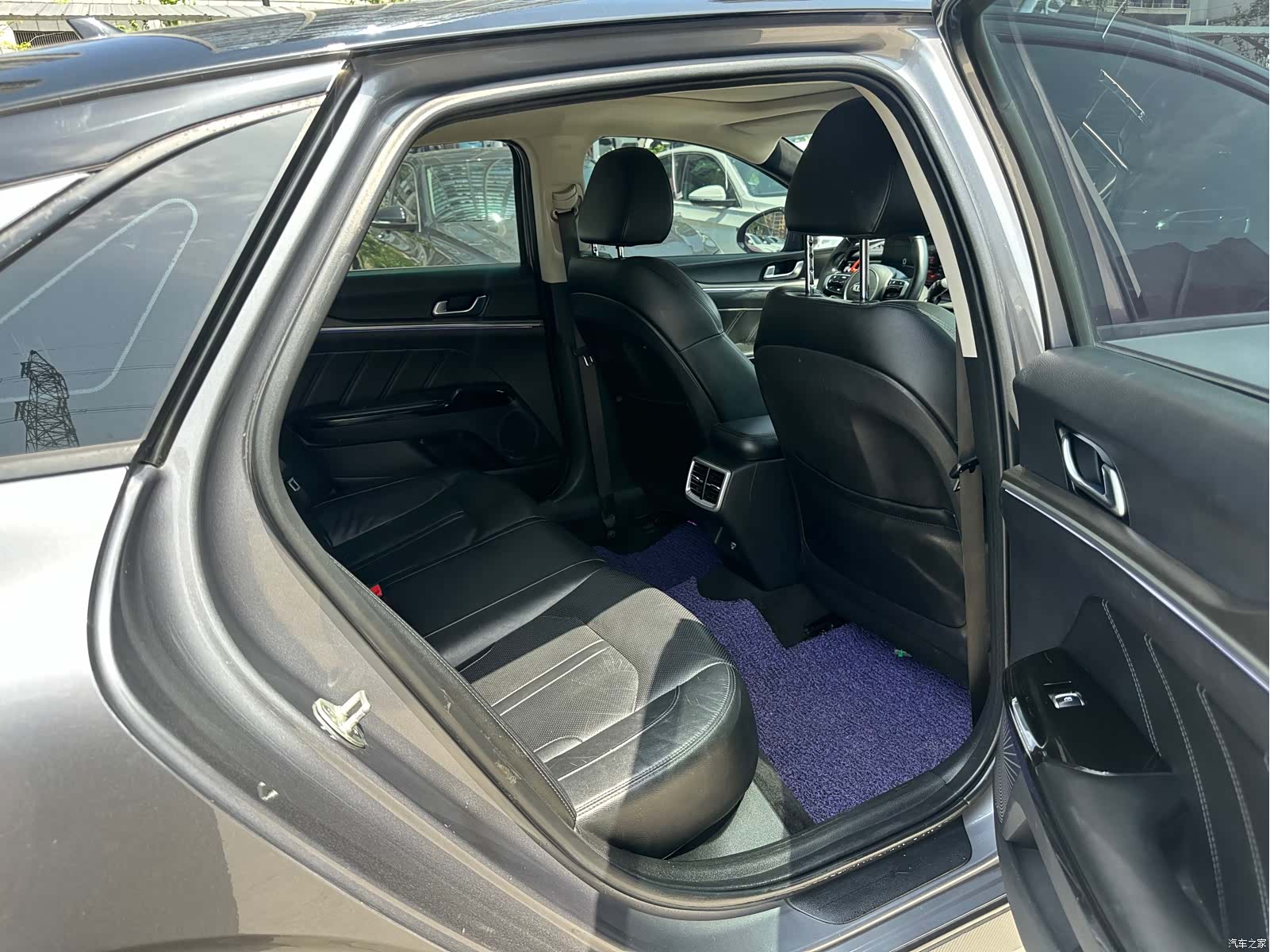 Kia K5, 2020 12