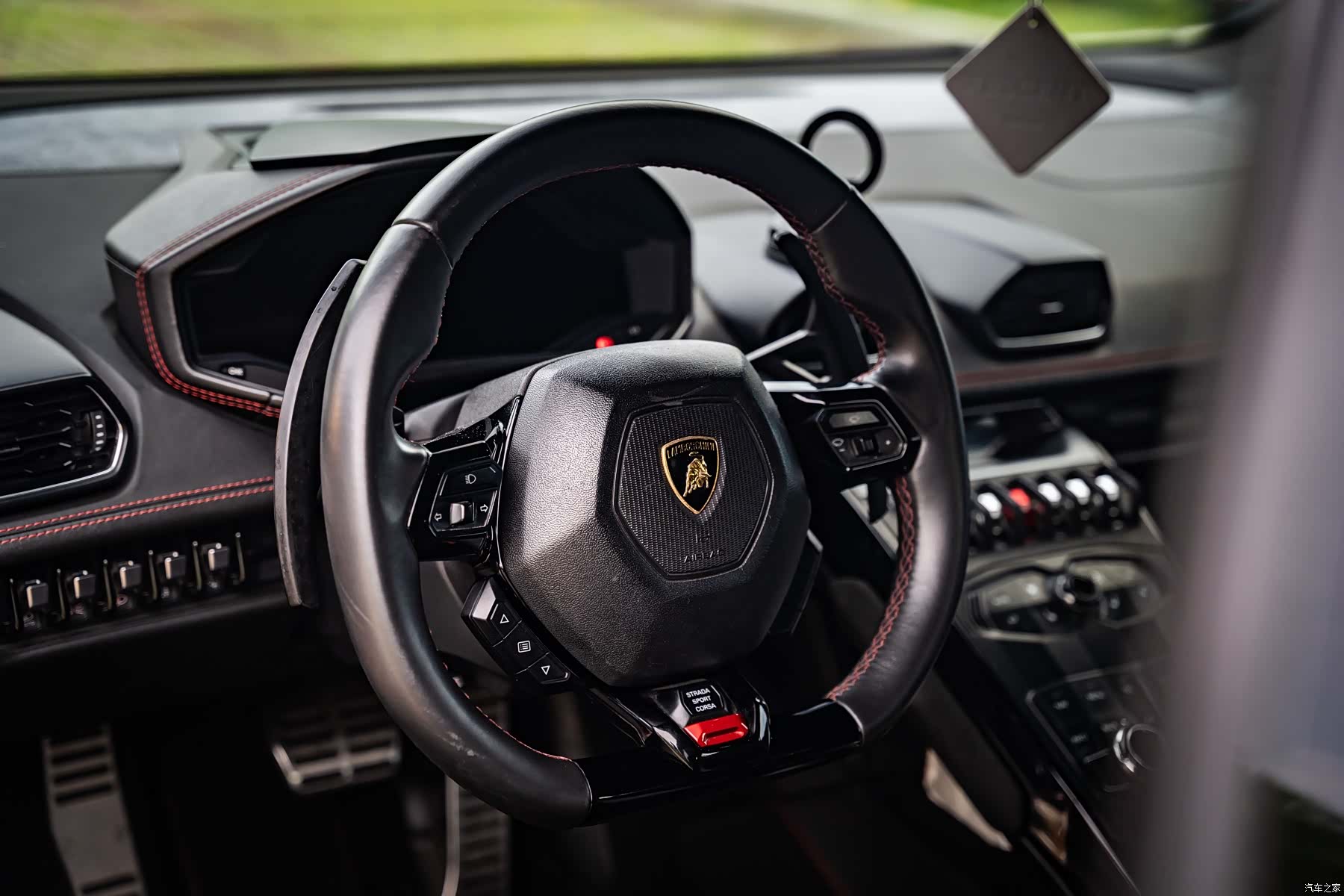 Lamborghini Huracán, 2015 12