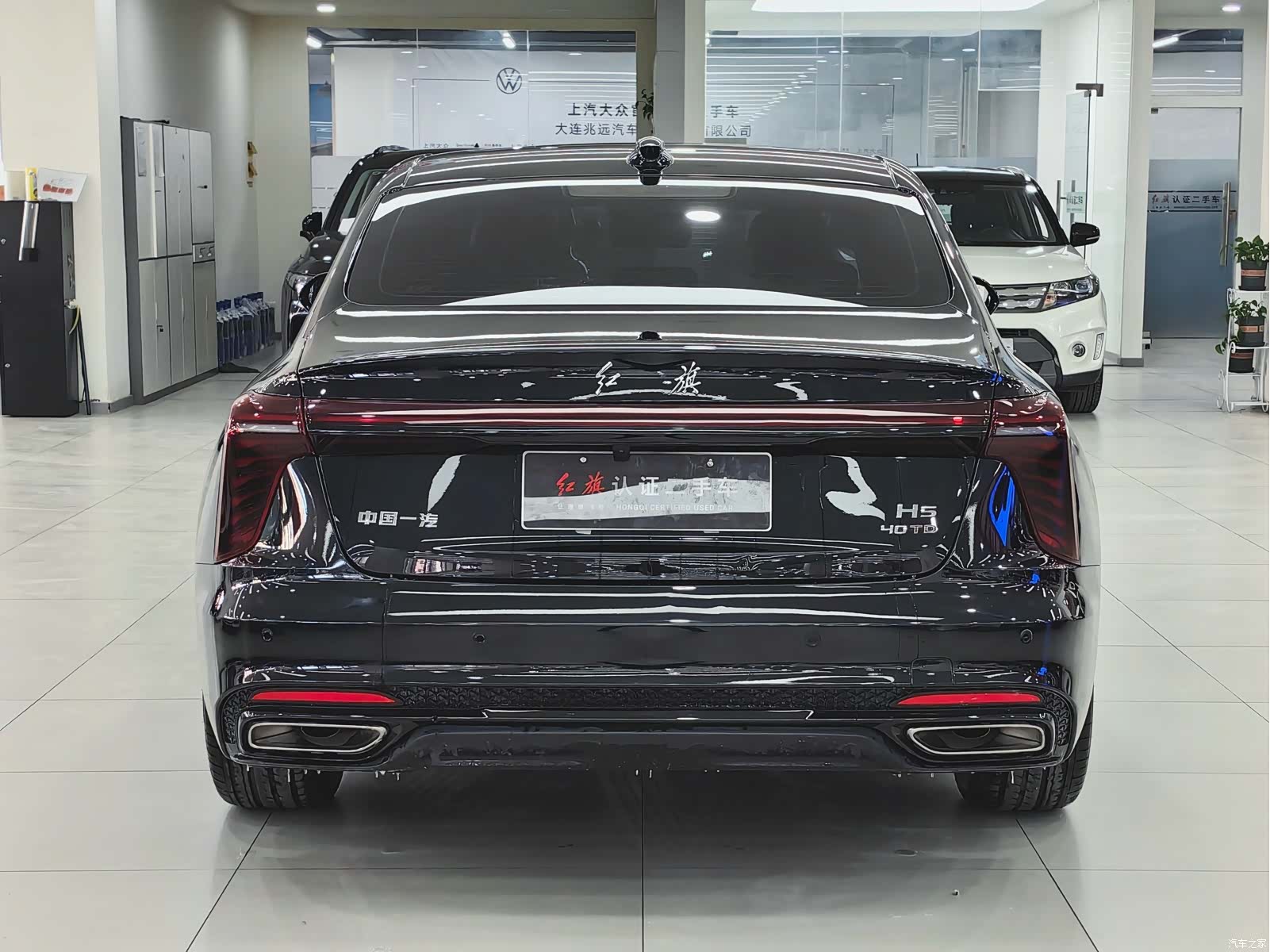 Hongqi H5, 2025 10