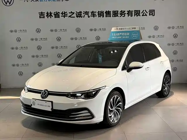 Volkswagen Golf 2024 — купить из Китая под заказ