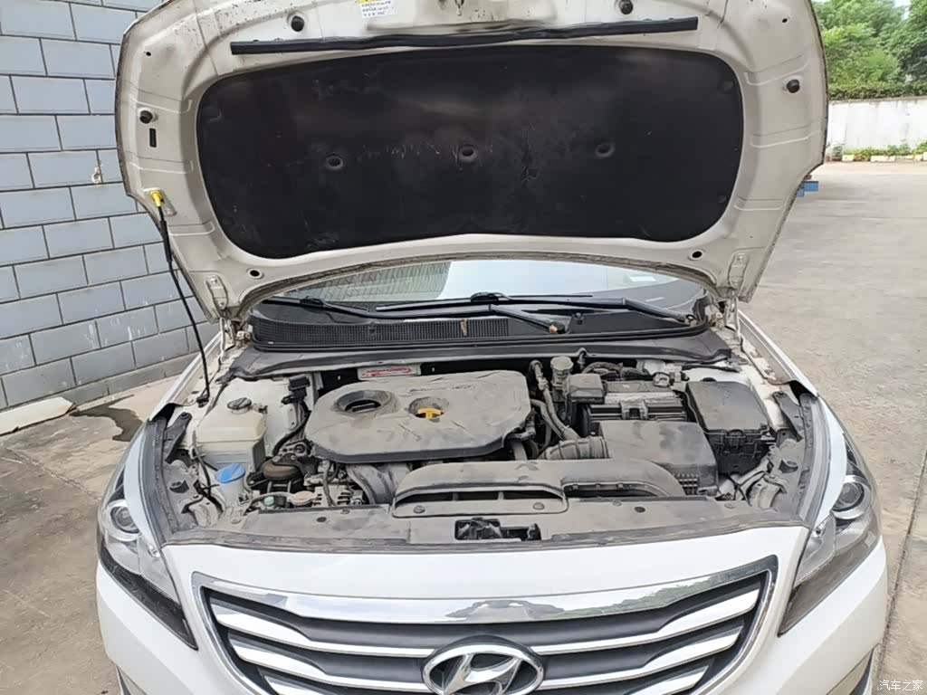 Hyundai GLS, 2016 16