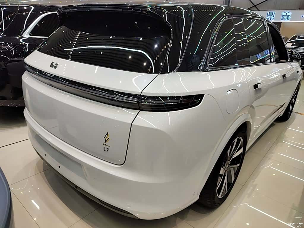 Li Auto L7, 2023 7