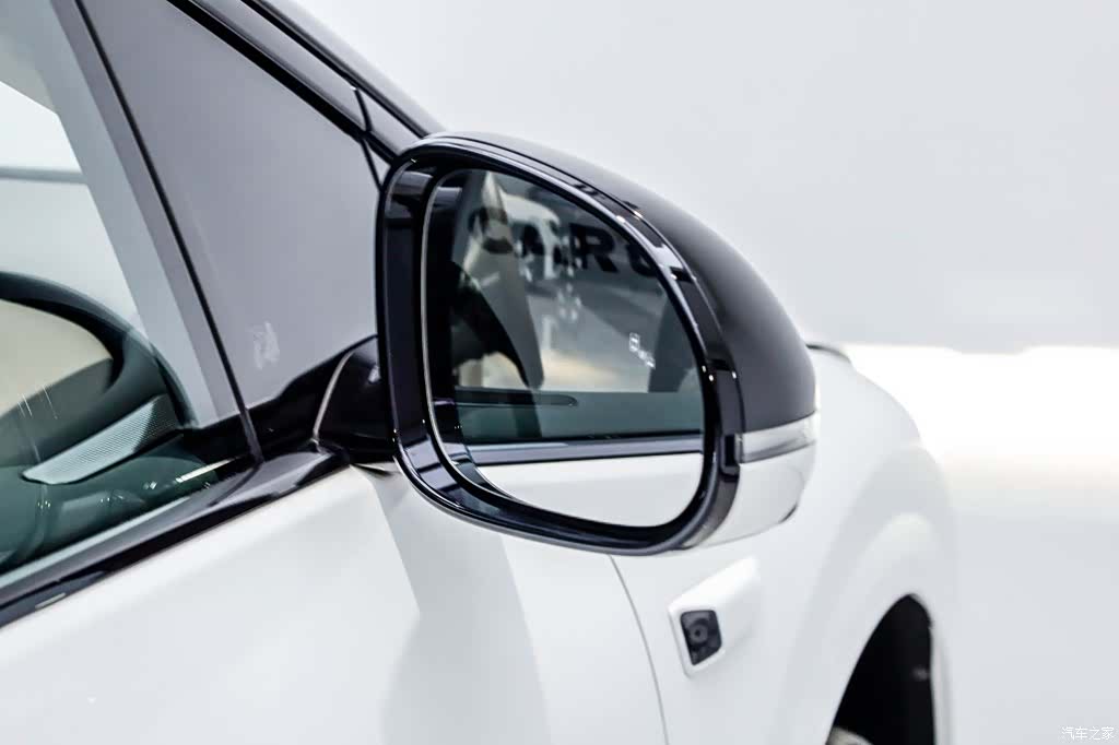 Li Auto i8, 2025 29