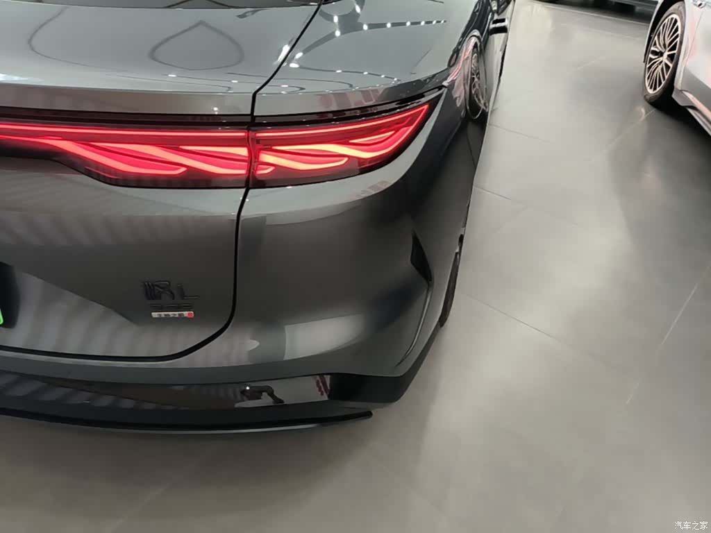 BYD Han, 2025 8