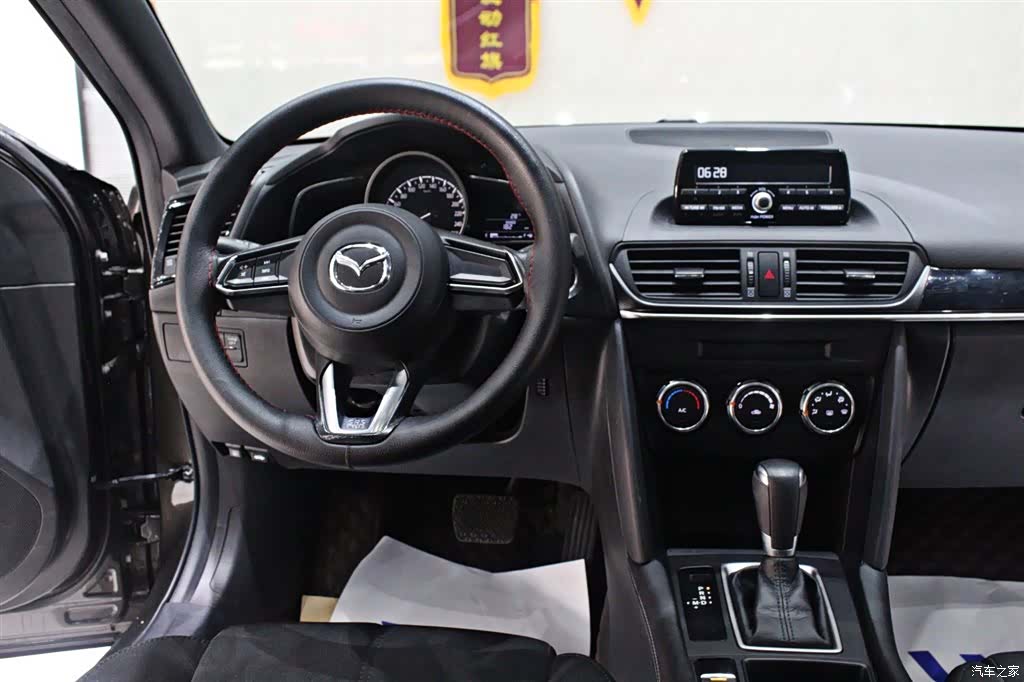 Mazda CX-4, 2020 9