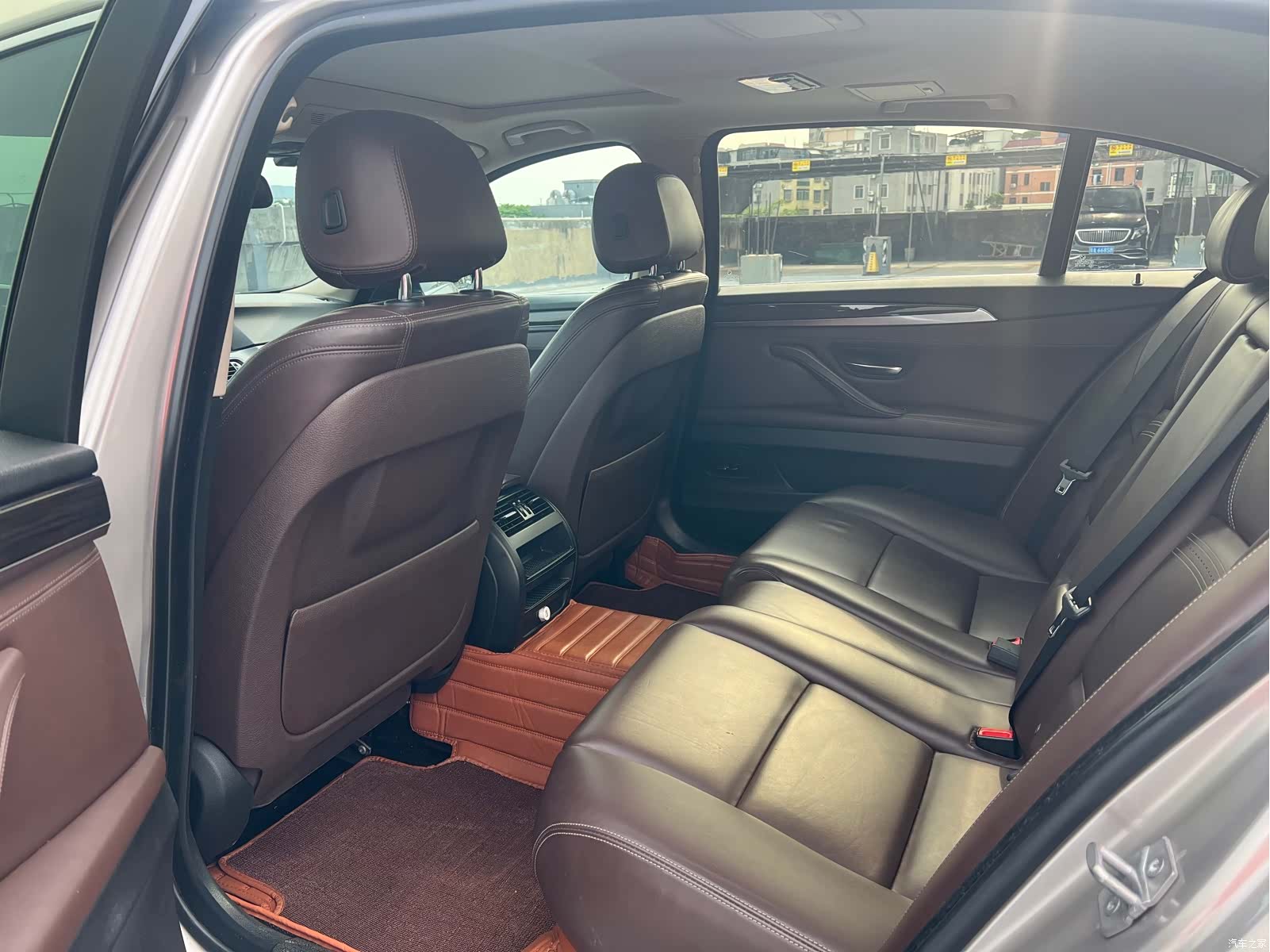 BMW 5 Series, 2015 12