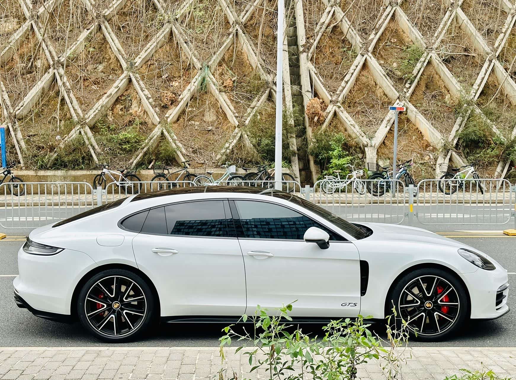Porsche Panamera, 2023 7