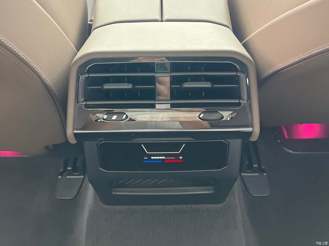 BMW 5 Series, 2024 10