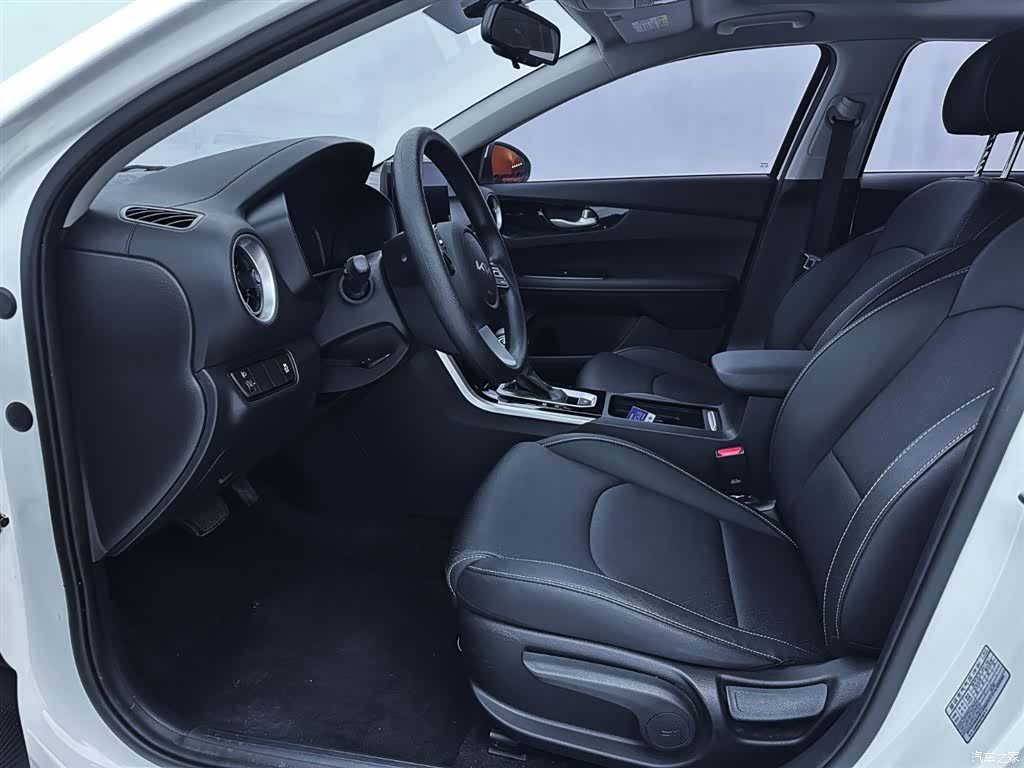 Kia K3, 2023 11