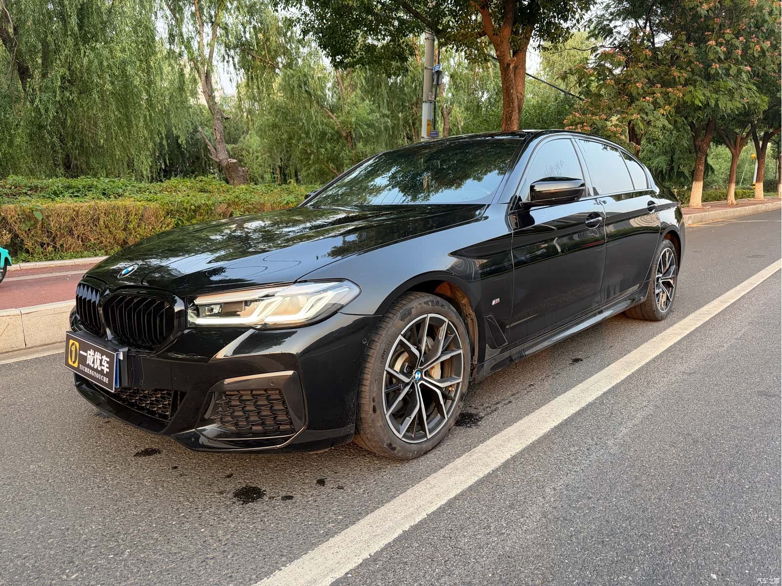 BMW 5 Series, 2023 1