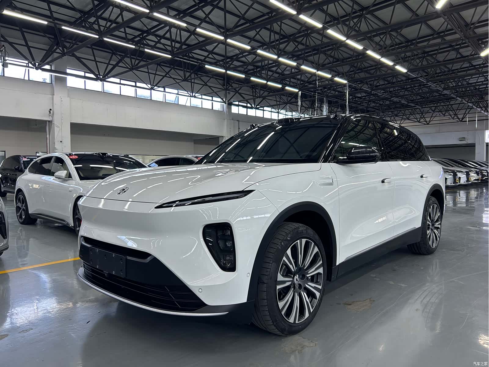 NIO ES8, 2023 1