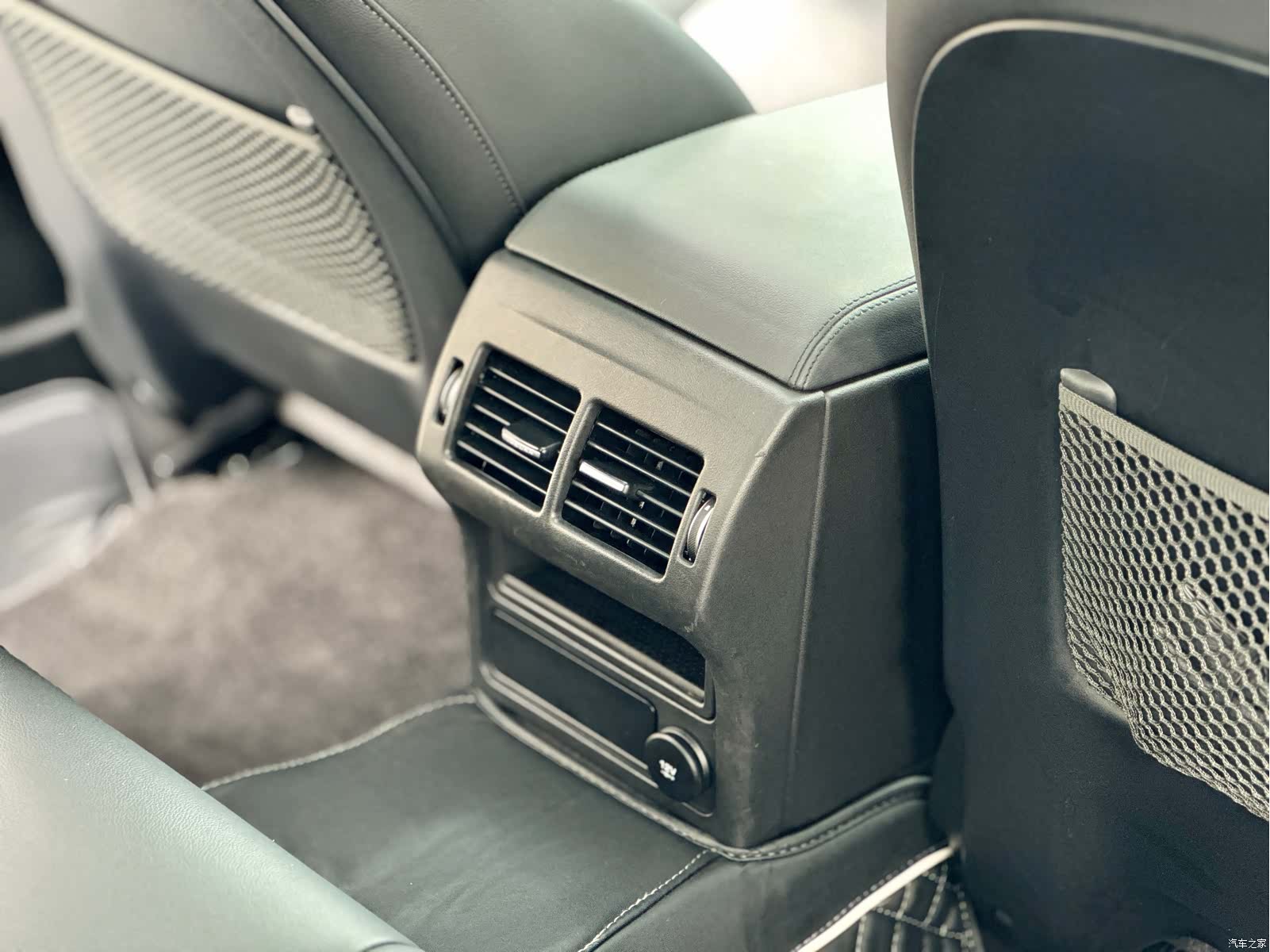 Land Rover XEL, 2020 15