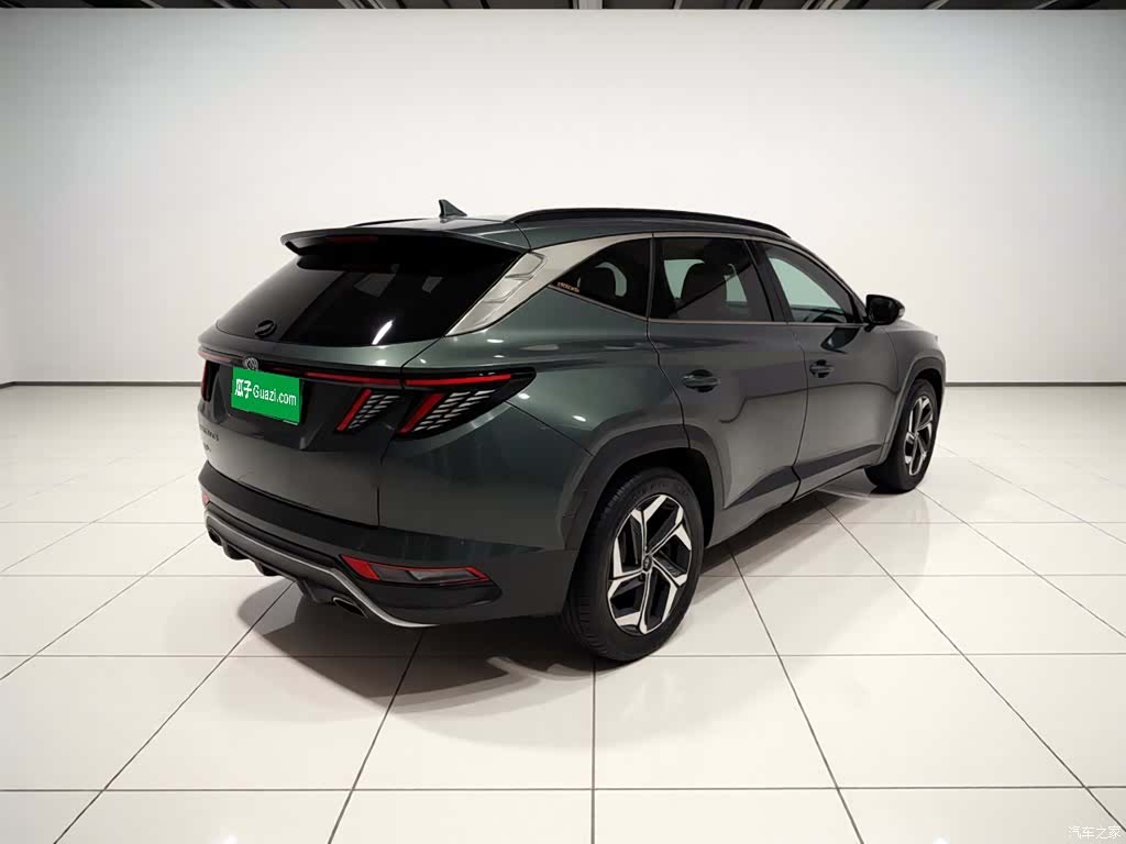 Hyundai Tucson L, 2022 6