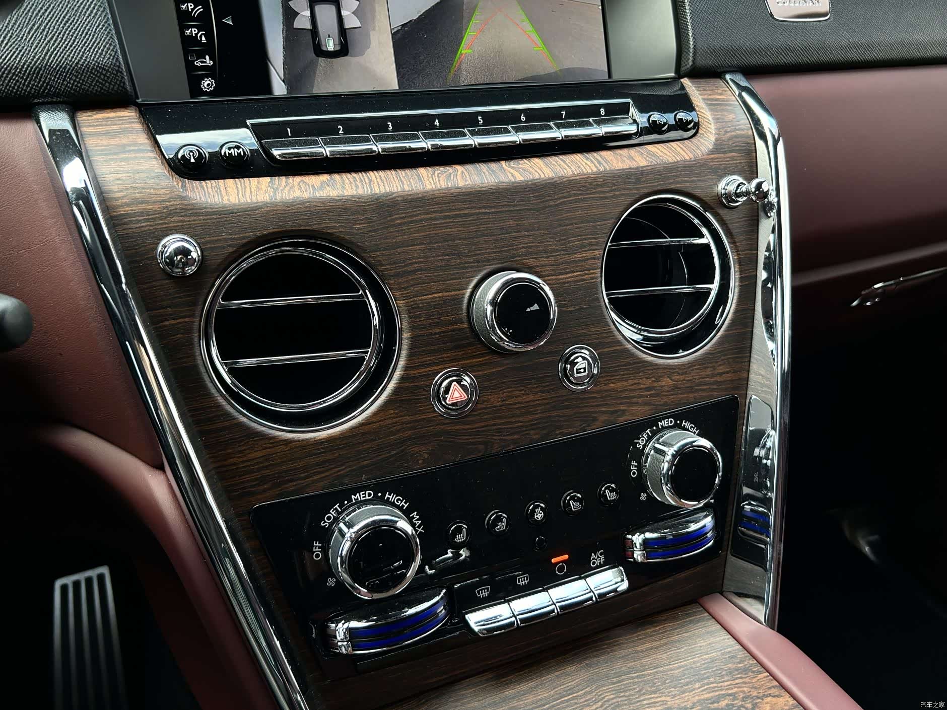 Rolls-Royce Cullinan, 2022 все фото