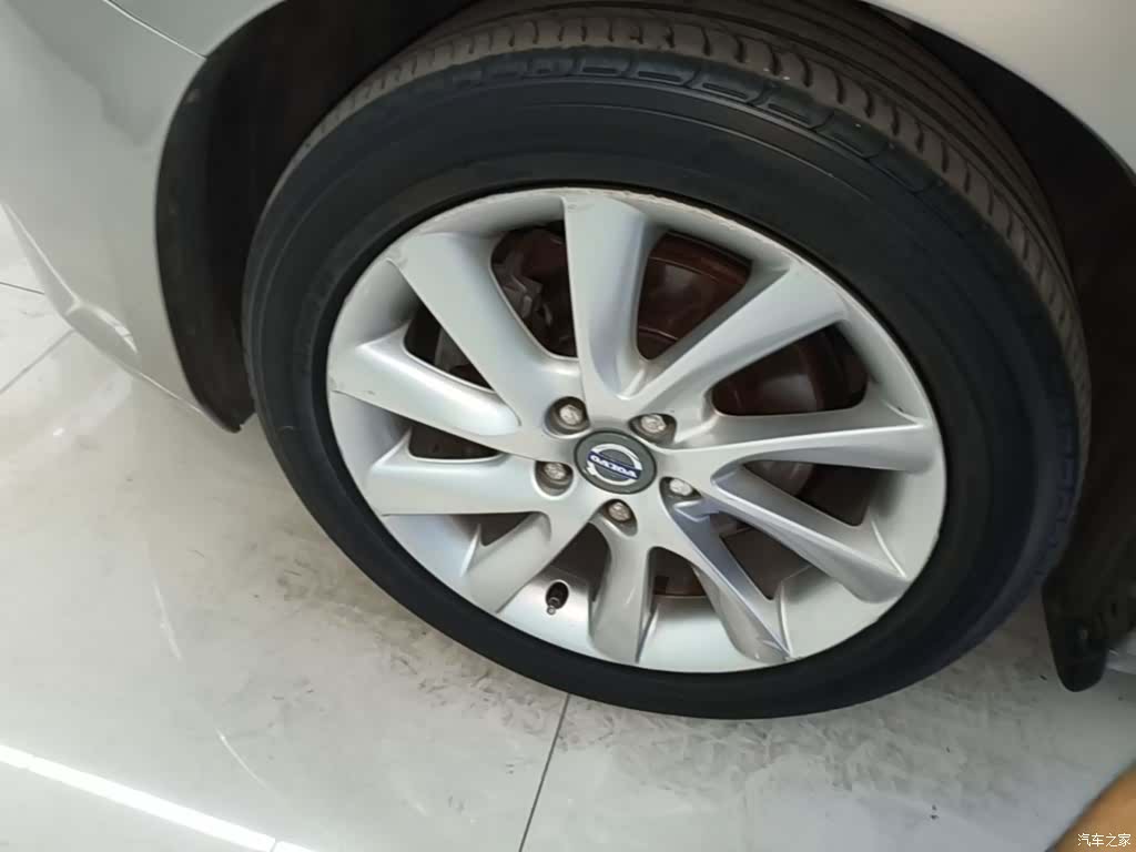 Volvo V60, 2015 23