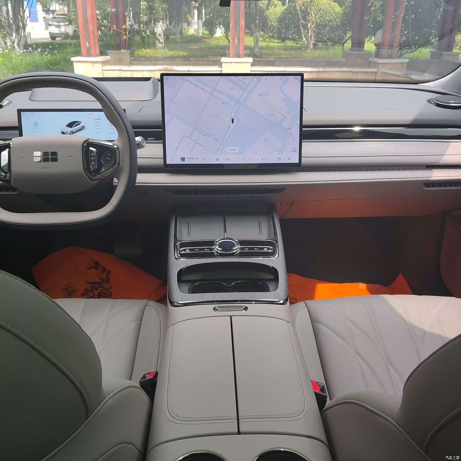 Geely 8, 2025 14