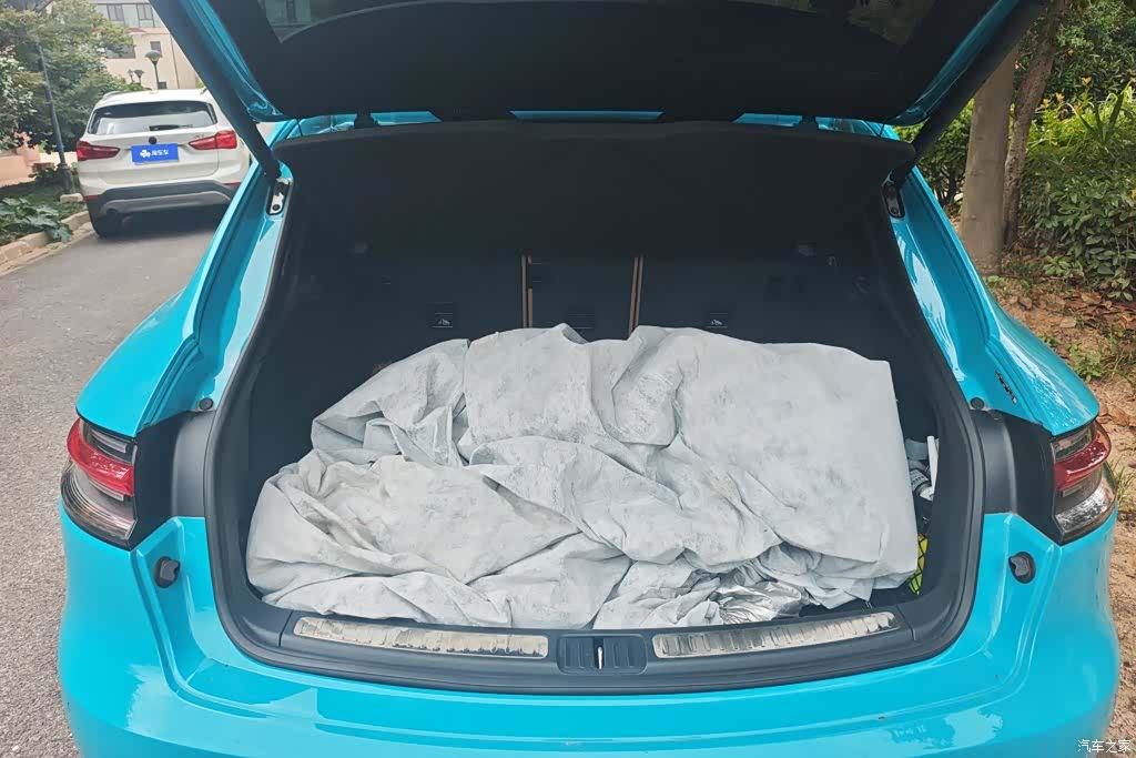 Porsche Macan, 2022 4