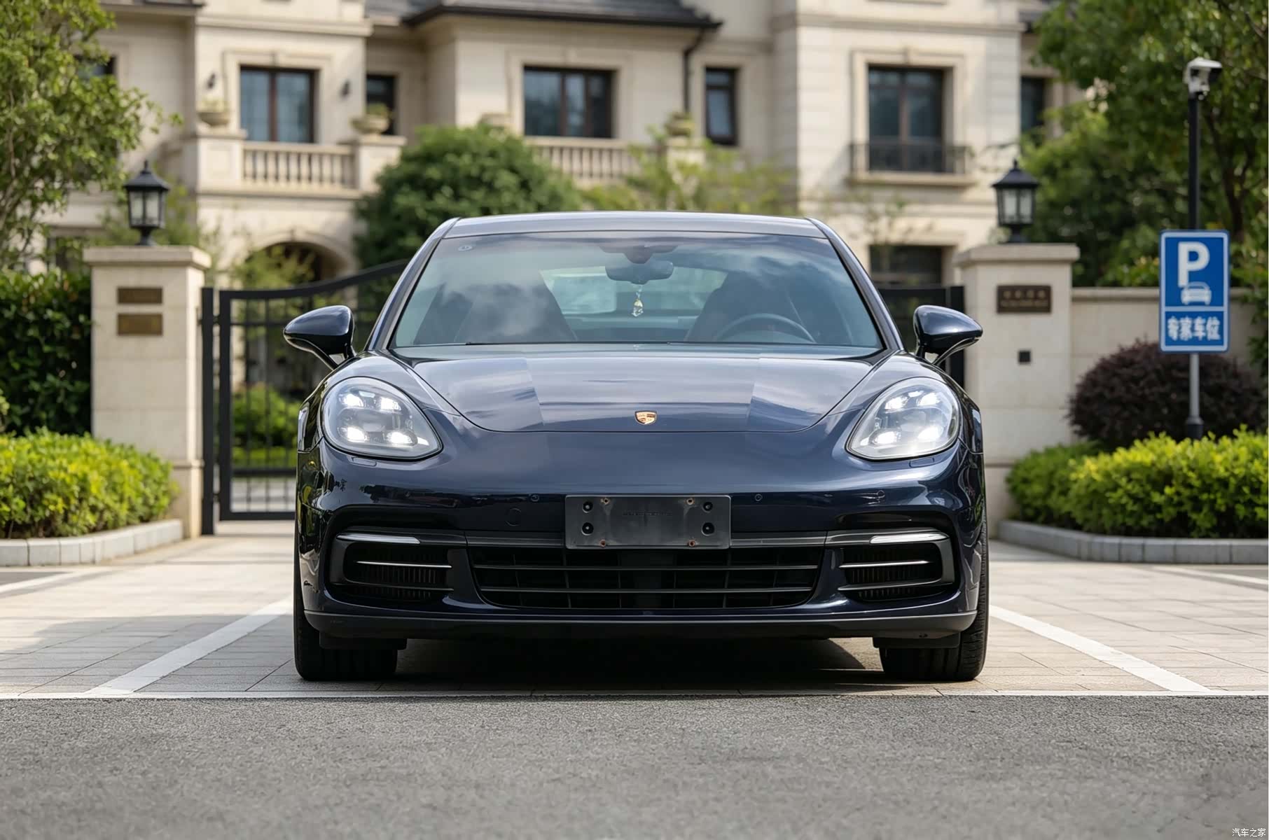 Porsche Panamera, 2019 2