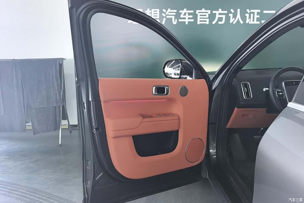 Li Auto L8, 2025 7