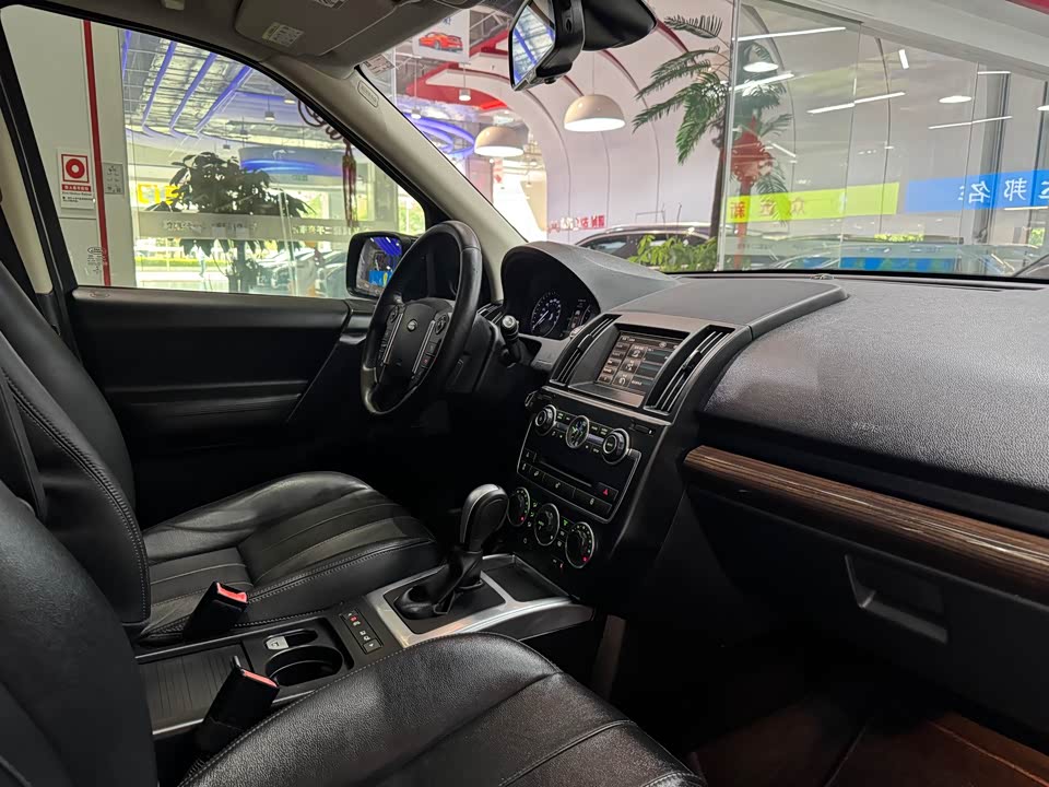 Land Rover Freelander 2