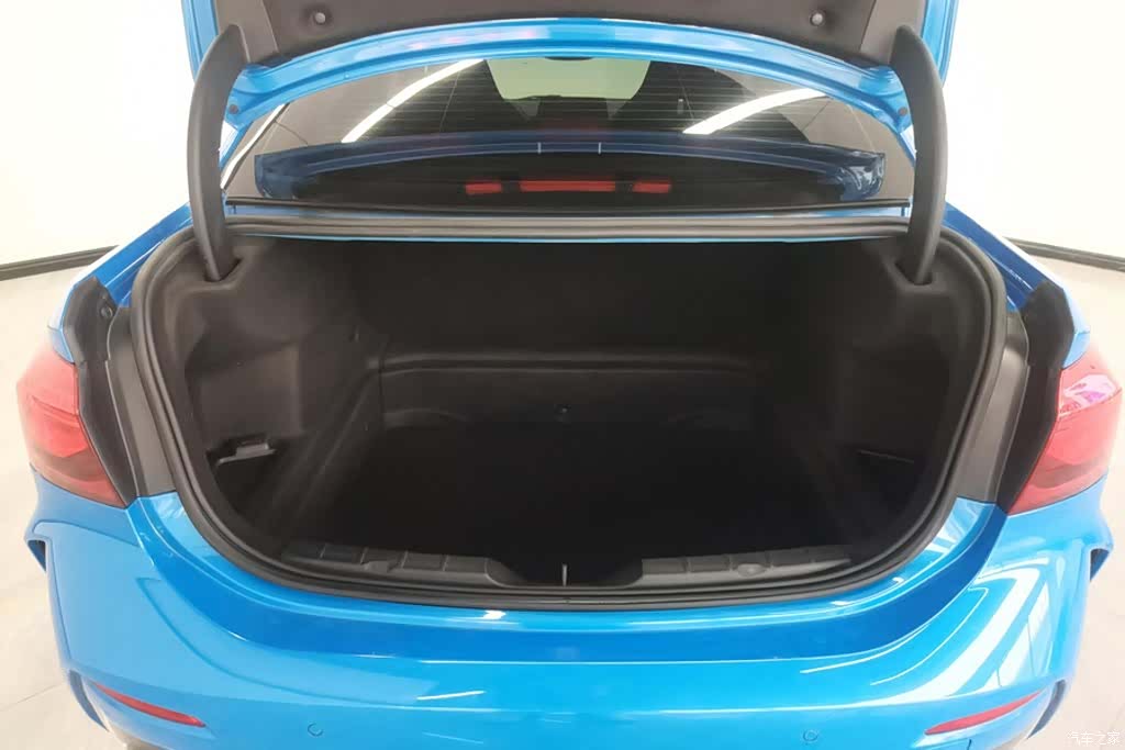 BMW 1 Series, 2022 4