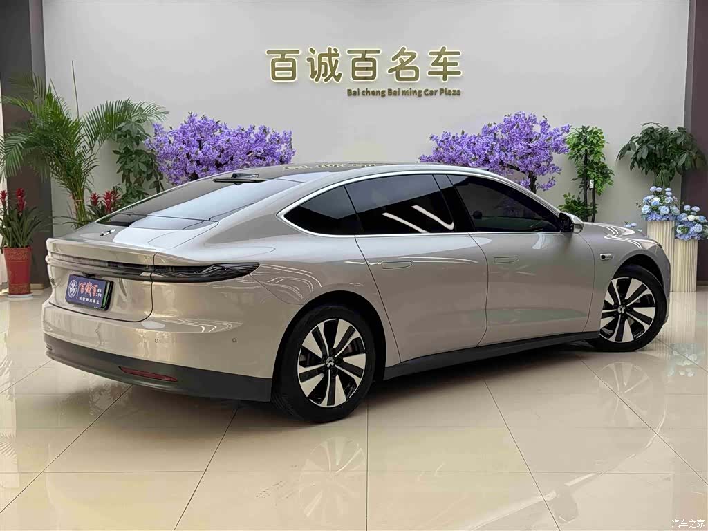 NIO ET7, 2023 6