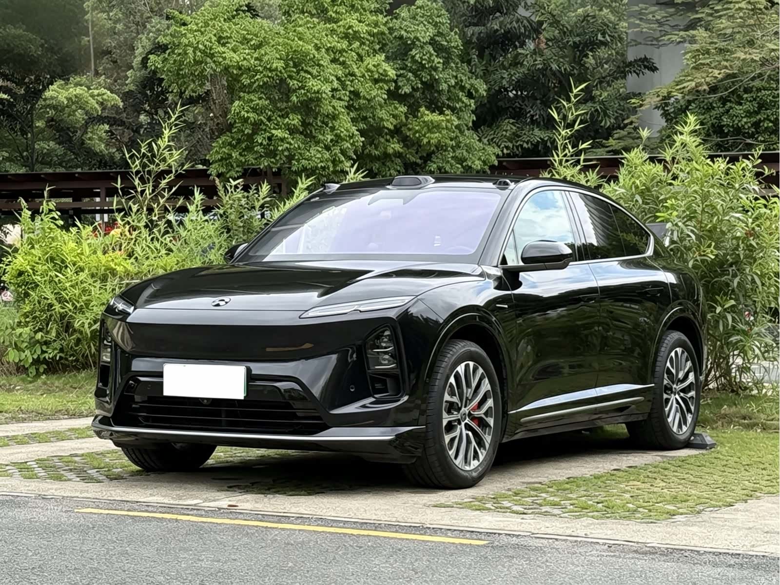NIO EC6, 2025 1