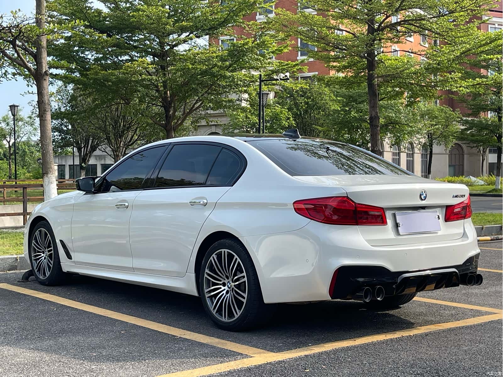 BMW 5 Series, 2018 6