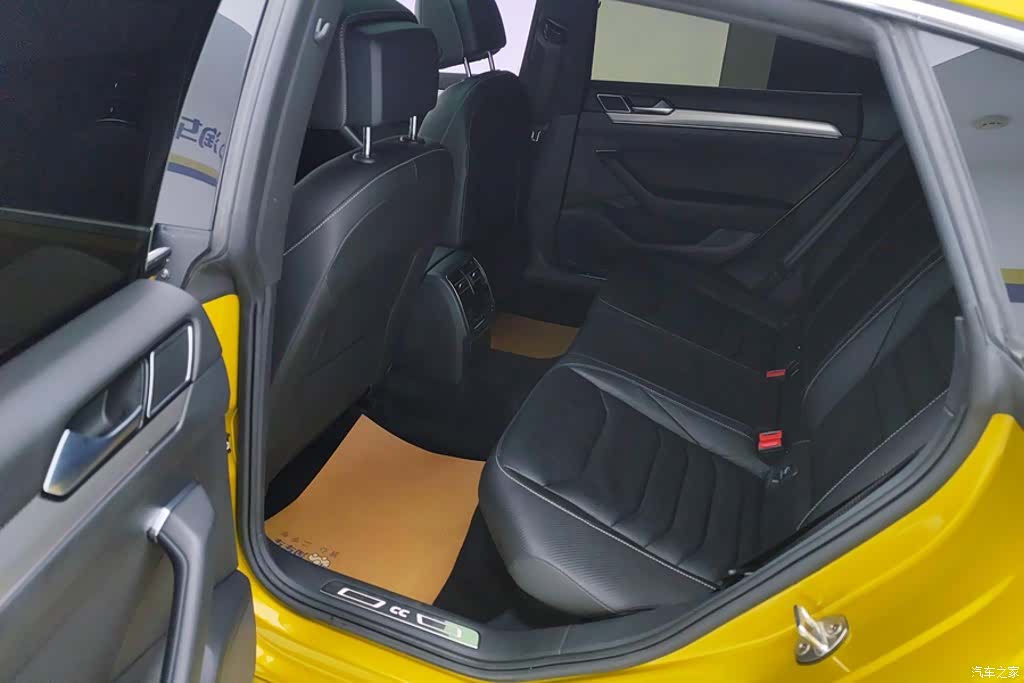 Volkswagen CC, 2019 11