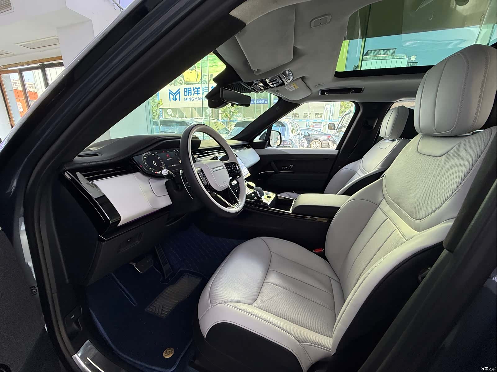 Land Rover Range Rover, 2023 4