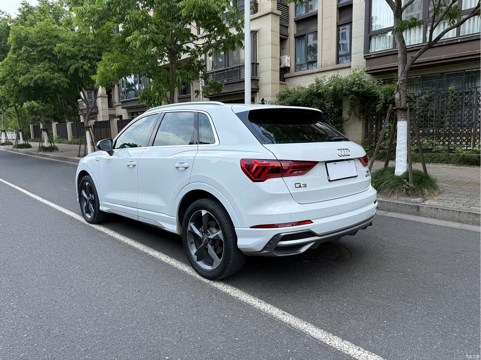 Audi Q3, 2019 8