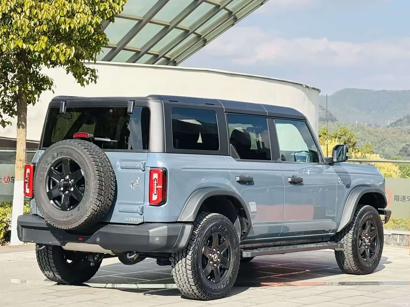 Ford Bronco, 2026 все фото