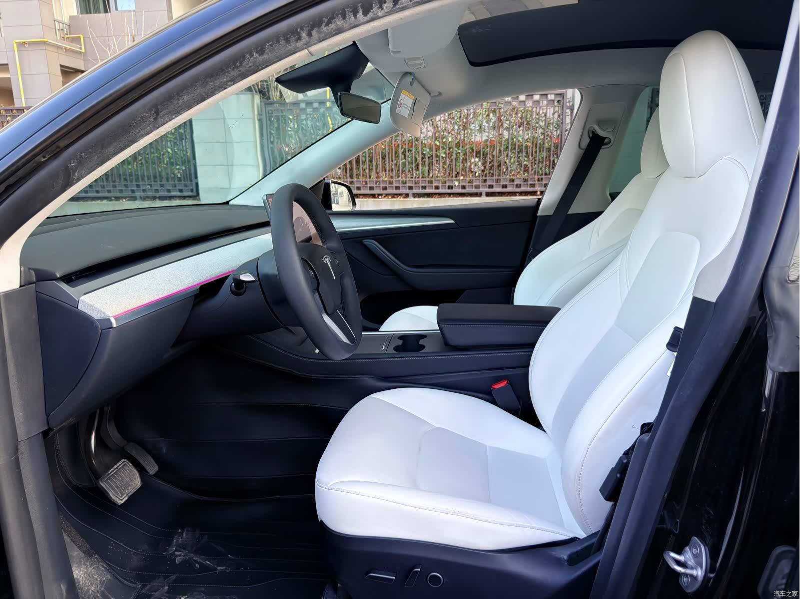 Tesla Model Y, 2023 9
