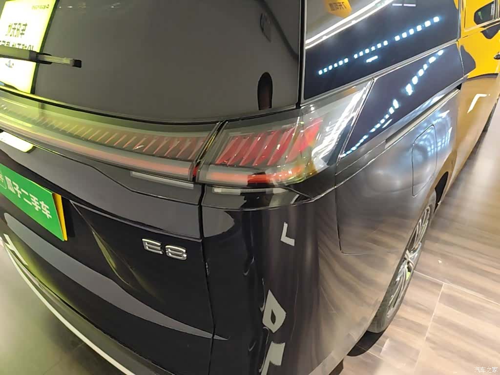 Trumpchi E8, 2023 8