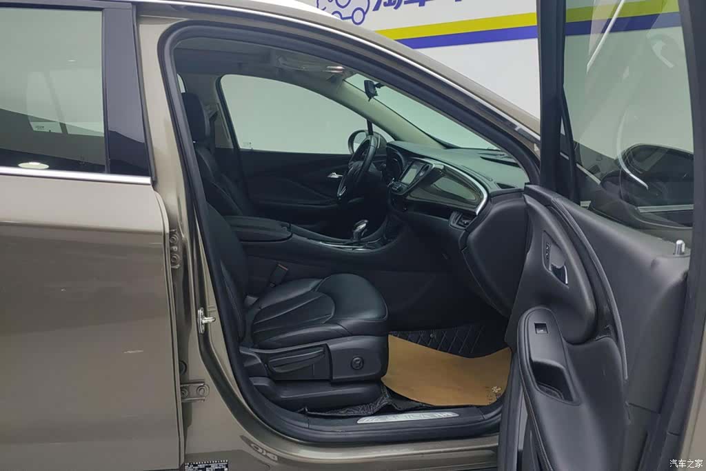 Buick Envision Plus, 2019 8